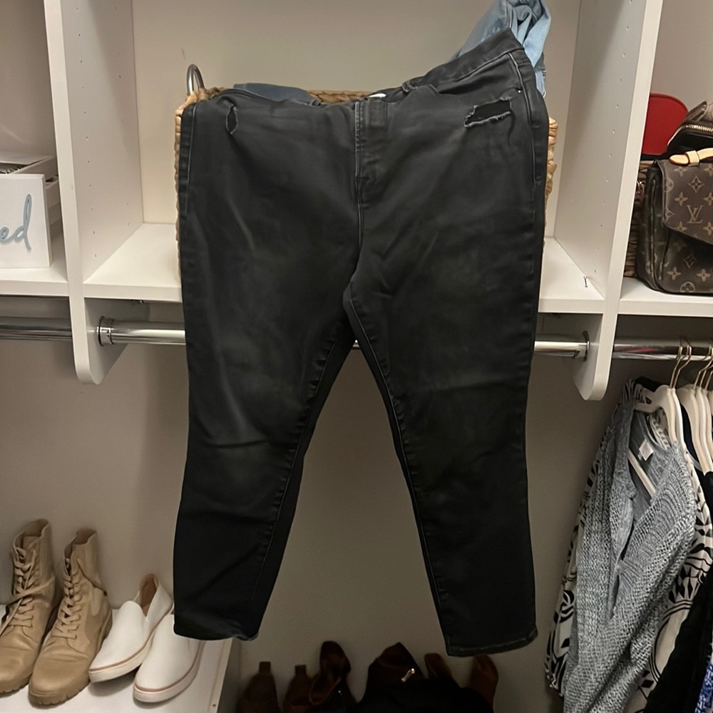 Good American Cropped Skinny Jeans